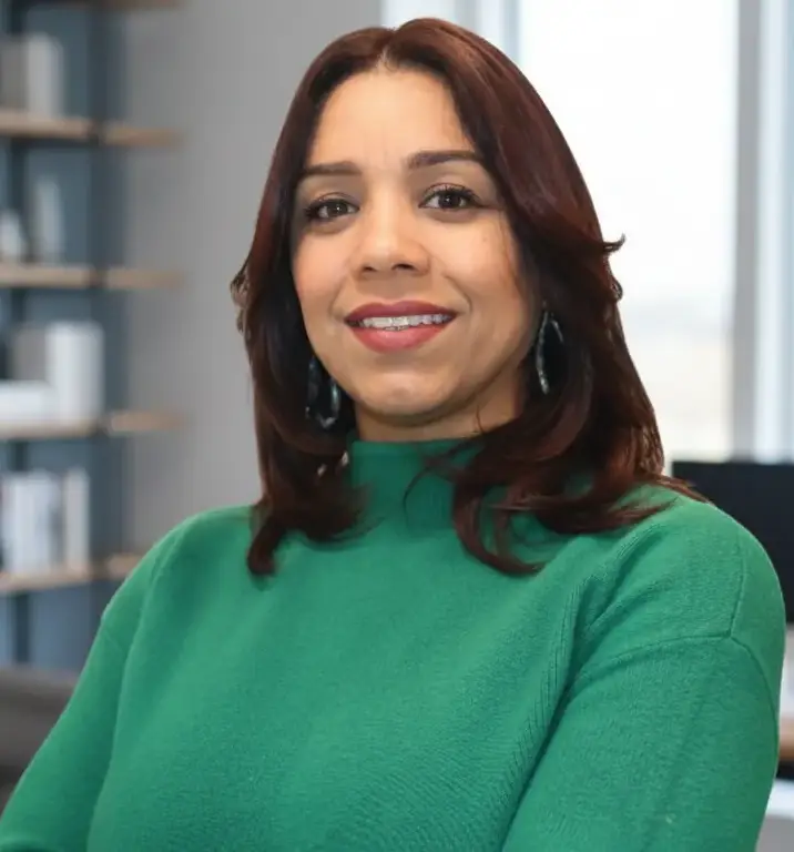 latina-woman-professional-green-sweater